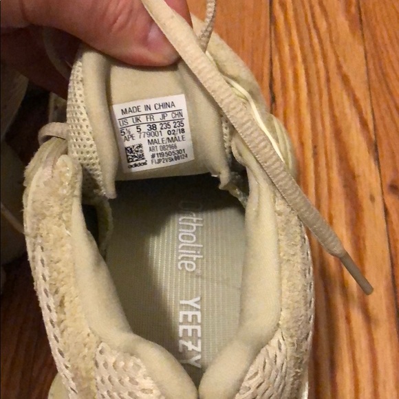 Yeezy 500 supermoon yellow 5.5 MENS 7 WOMEN [sold] - Picture 5 of 12
